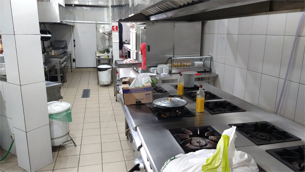 Restaurante Renomado e totalmente equipado em Excelente localização totalmente regularizado, 