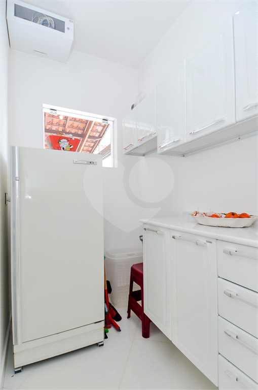 Casa Térrea com 738m² de Terreno e 27 Vagas Próxima ao Bosque Maia - PORTEIRA FECHADA