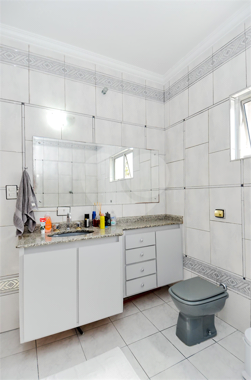 Casa Térrea com 738m² de Terreno e 27 Vagas Próxima ao Bosque Maia - PORTEIRA FECHADA