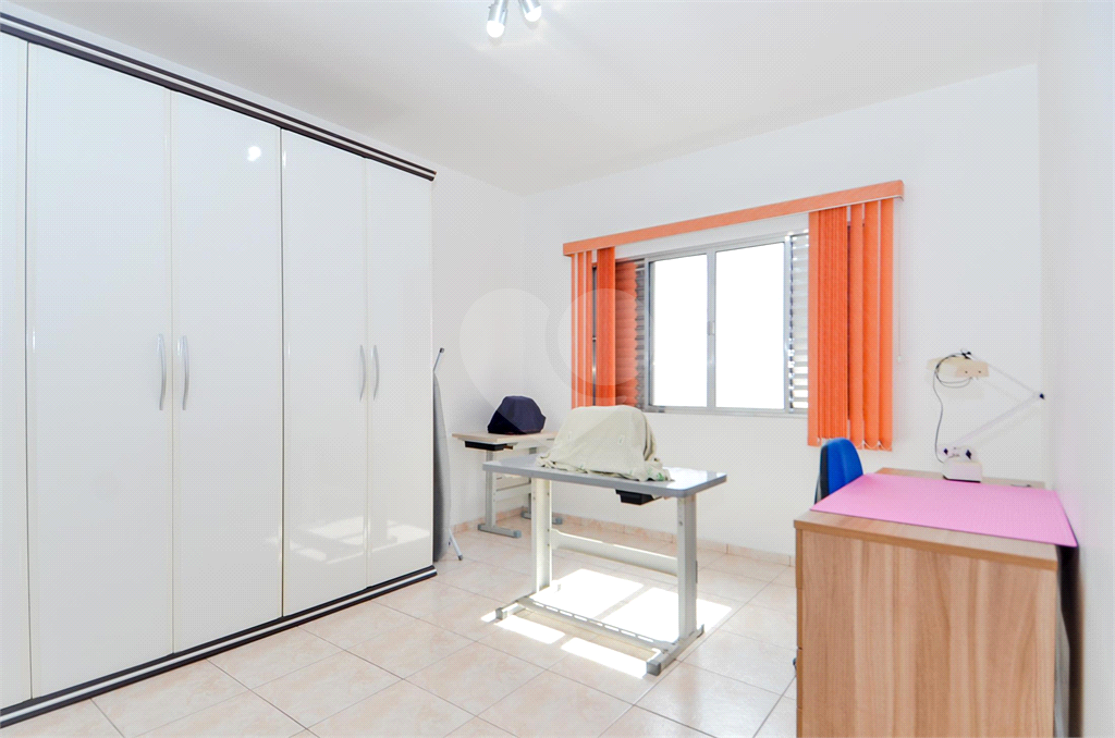 Casa Térrea com 738m² de Terreno e 27 Vagas Próxima ao Bosque Maia - PORTEIRA FECHADA