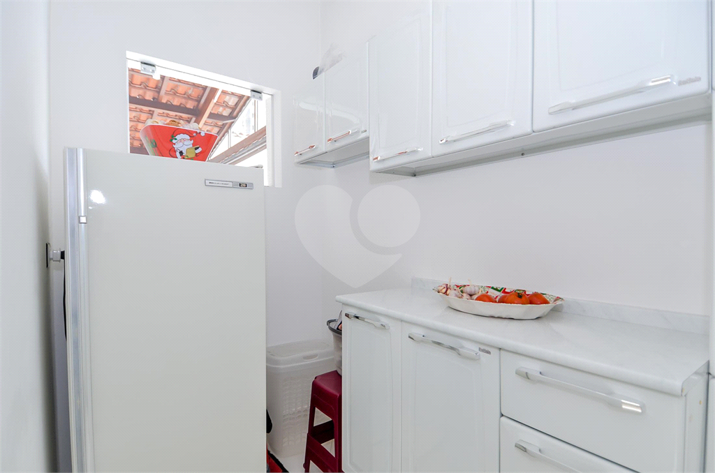 Casa Térrea com 738m² de Terreno e 27 Vagas Próxima ao Bosque Maia - PORTEIRA FECHADA