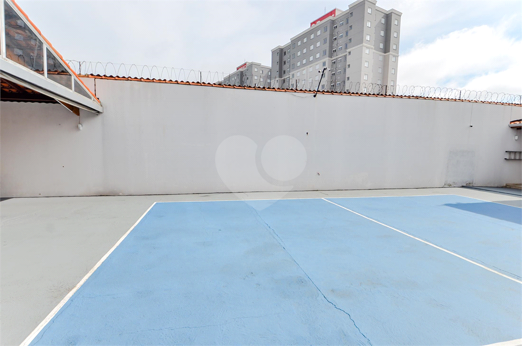 Casa Térrea com 738m² de Terreno e 27 Vagas Próxima ao Bosque Maia - PORTEIRA FECHADA