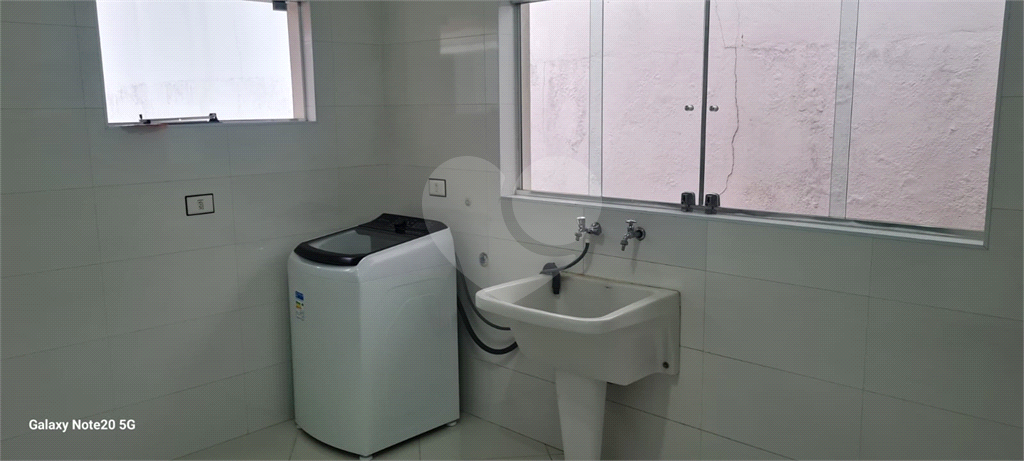 Casa Térrea com 738m² de Terreno e 27 Vagas Próxima ao Bosque Maia - PORTEIRA FECHADA