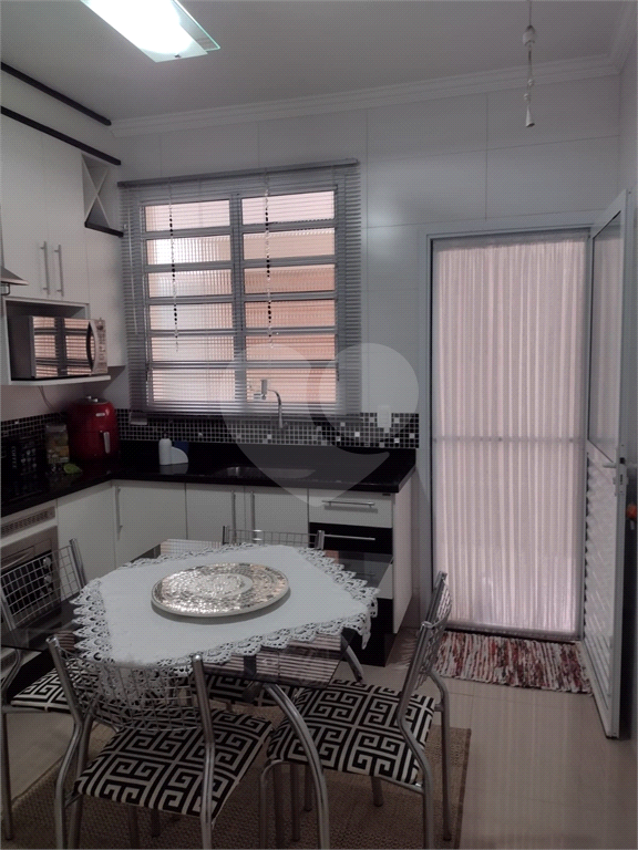 Casa à venda com 3 quartos, 132m² - Foto 11