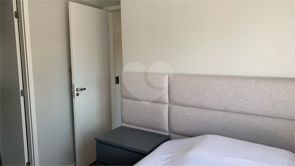 Apartamento de 2 dormitórios (1 suite) na Parada Inglesa. 