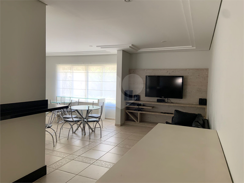 Apartamento a venda para investimento com locação e inquilino