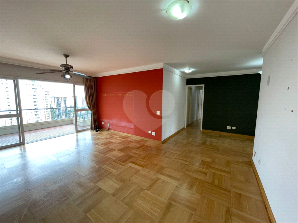 Apartamento, 3 quartos, 146 m² - Foto 2