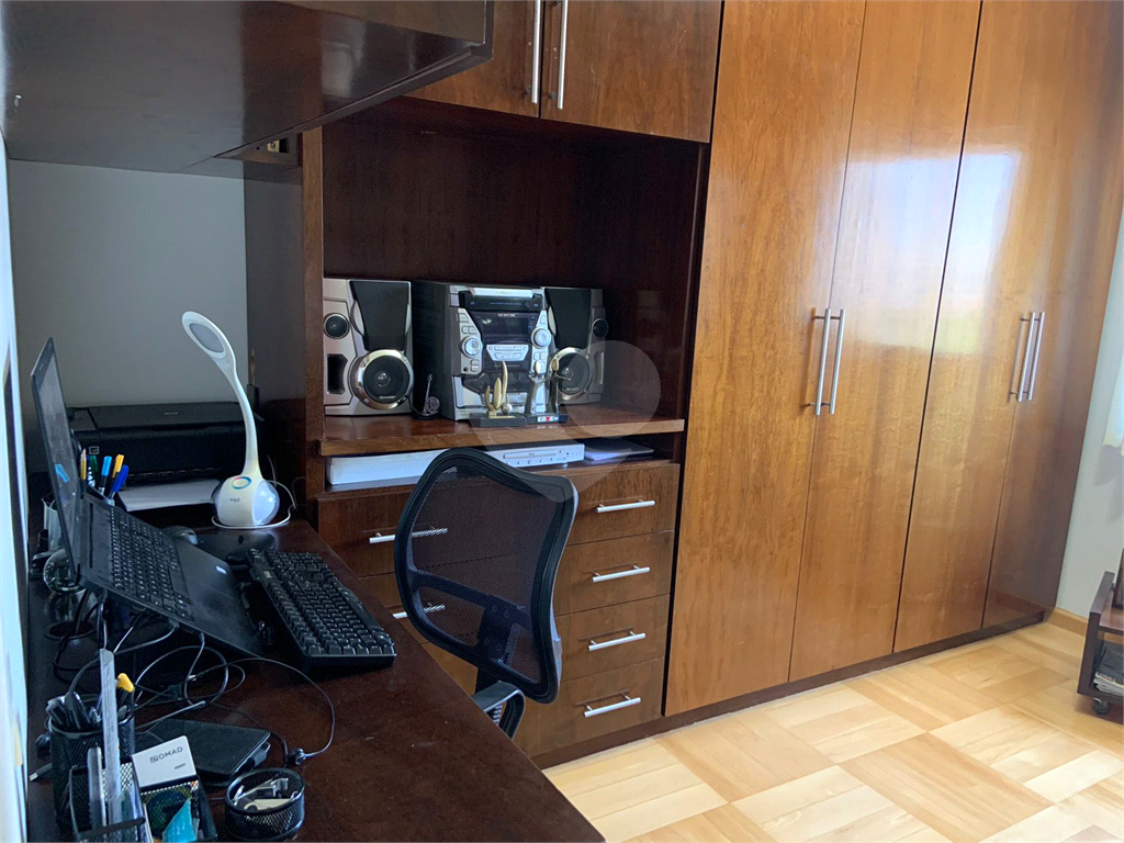 Apartamento a venda para investimento com locação e inquilino