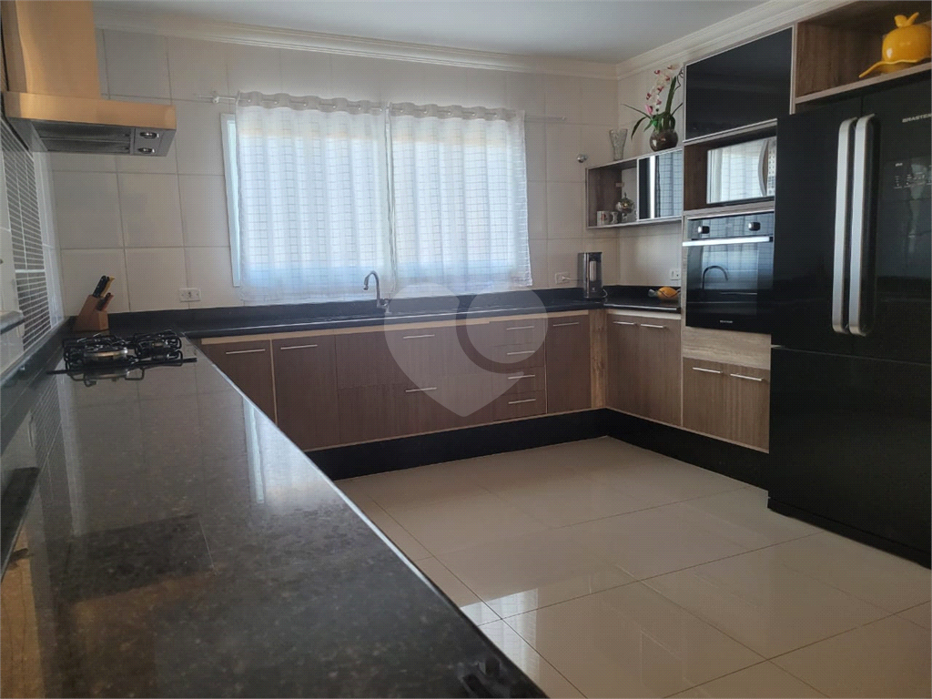 Casa de Condomínio à venda e aluguel com 4 quartos, 330m² - Foto 36