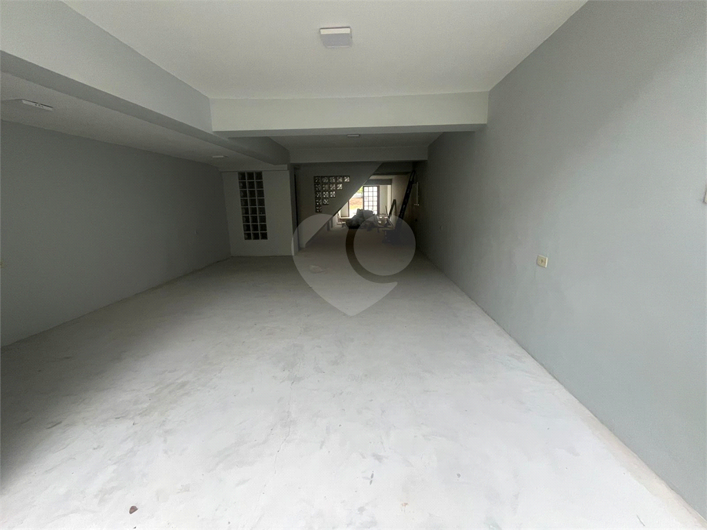 Sobrado  no Tremembé  com 3 dormitórios sendo 1 suíte e 3 vagas 