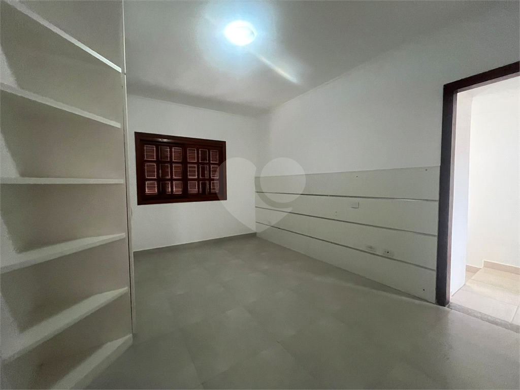 Sobrado  no Tremembé  com 3 dormitórios sendo 1 suíte e 3 vagas 