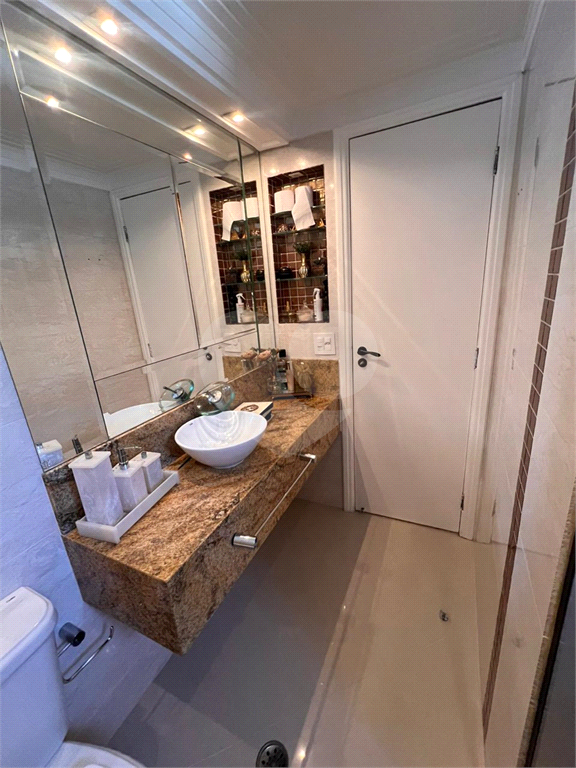APARTAMENTO em SANTANA