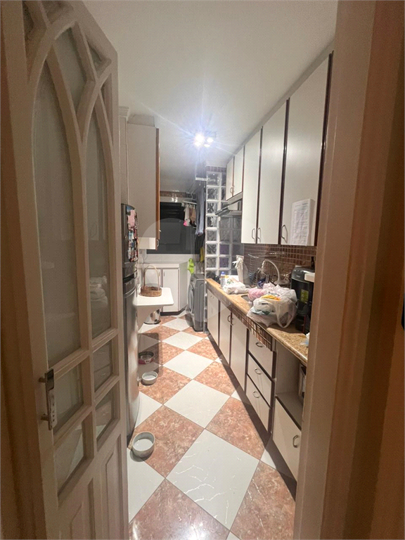 APARTAMENTO em SANTANA