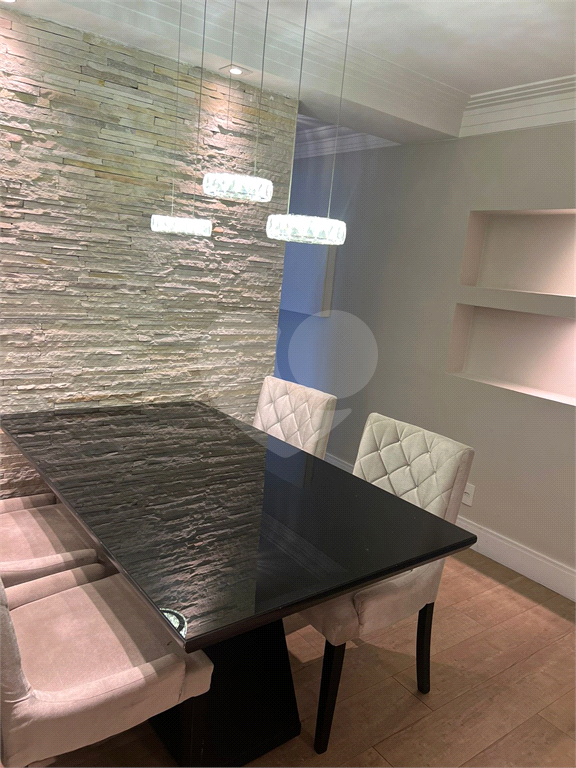 APARTAMENTO em SANTANA