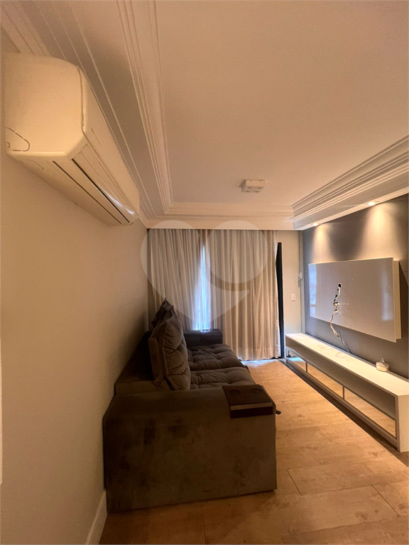 APARTAMENTO em SANTANA