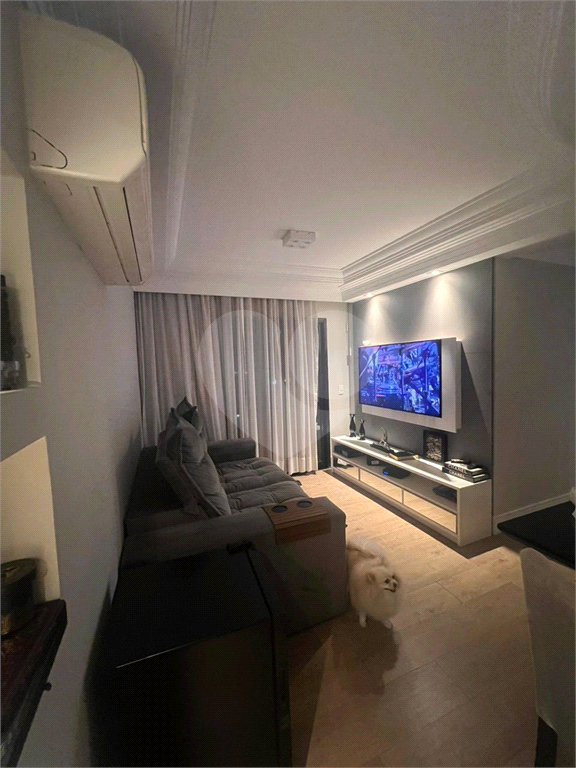 APARTAMENTO em SANTANA