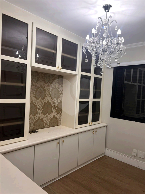 APARTAMENTO em SANTANA