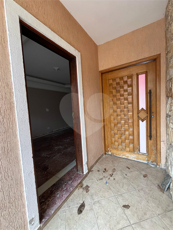 Casa a venda em Guarulhos.