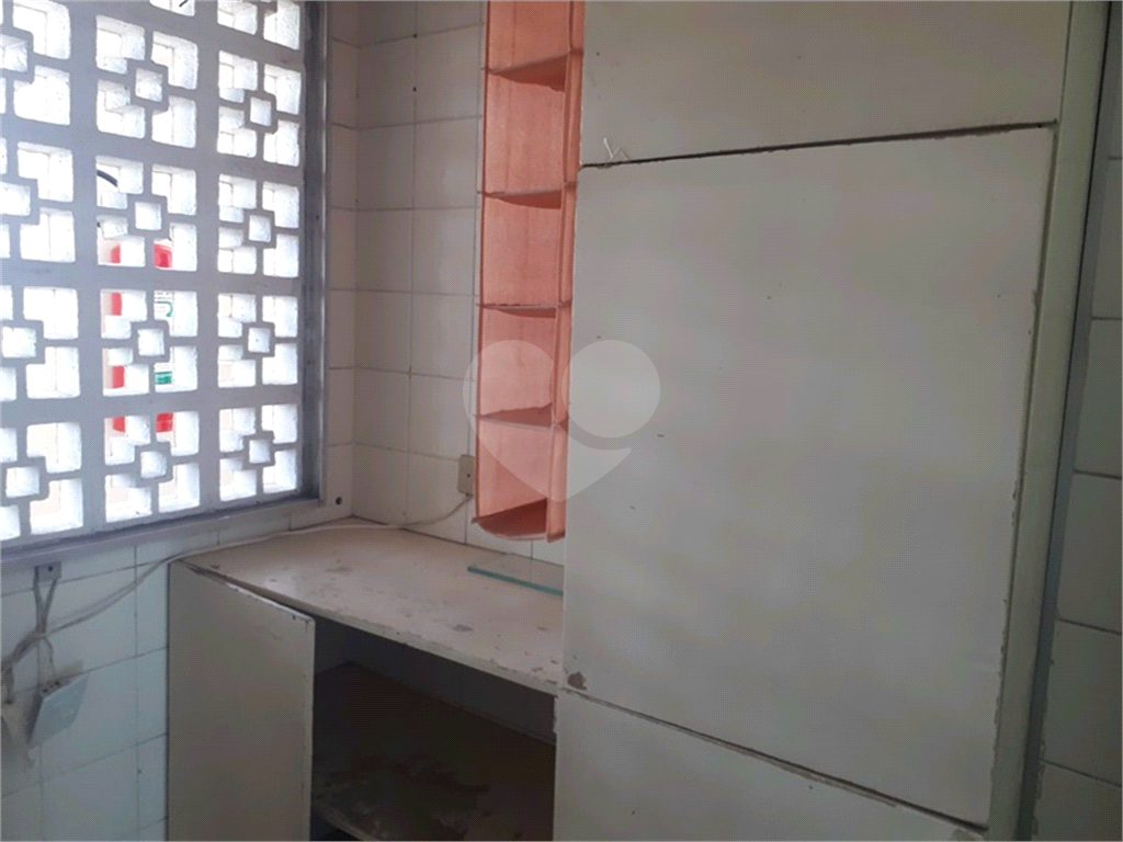 Apartamento à venda com 2 quartos, 49m² - Foto 19