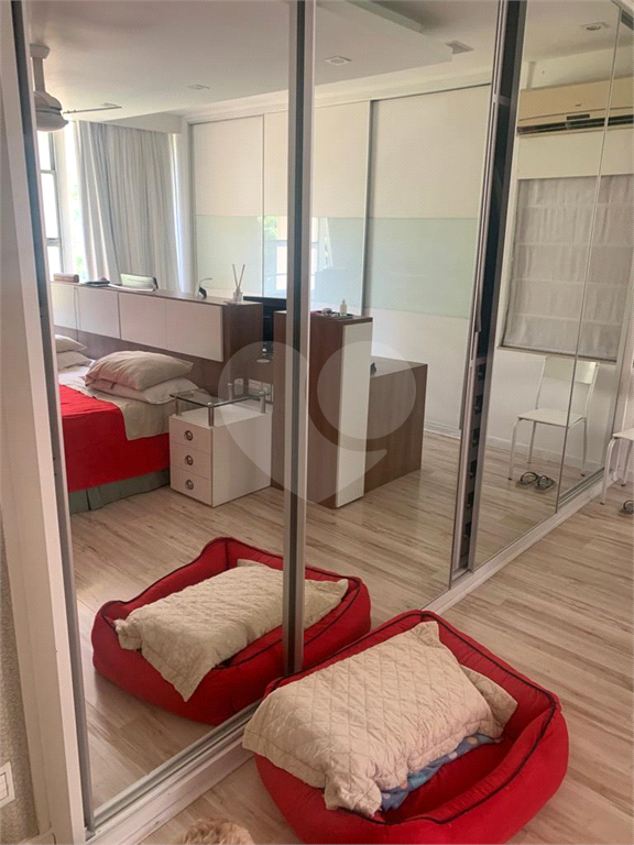 Apartamento à venda com 3 quartos, 275m² - Foto 13