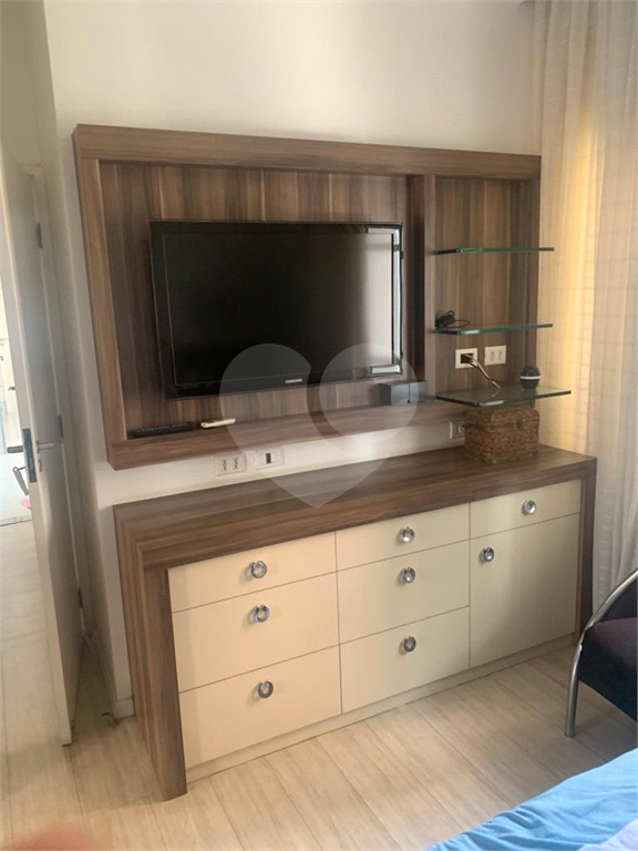 Apartamento à venda com 3 quartos, 275m² - Foto 3