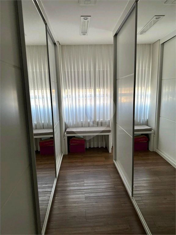 Apartamento à venda com 3 quartos, 275m² - Foto 16