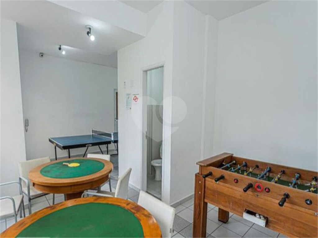 Apartamento à venda com 2 quartos, 50m² - Foto 33