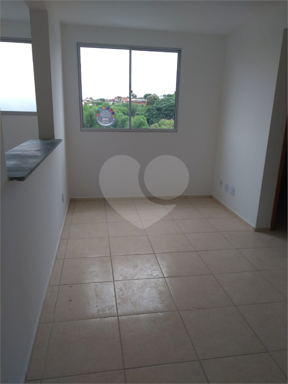 Apartamento à venda com 2 quartos, 46m² - Foto 2