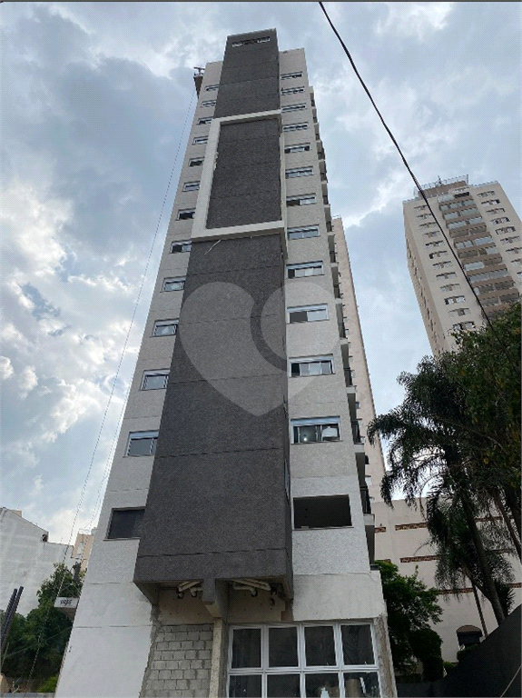 APARTAMENTO em TUCURUVI