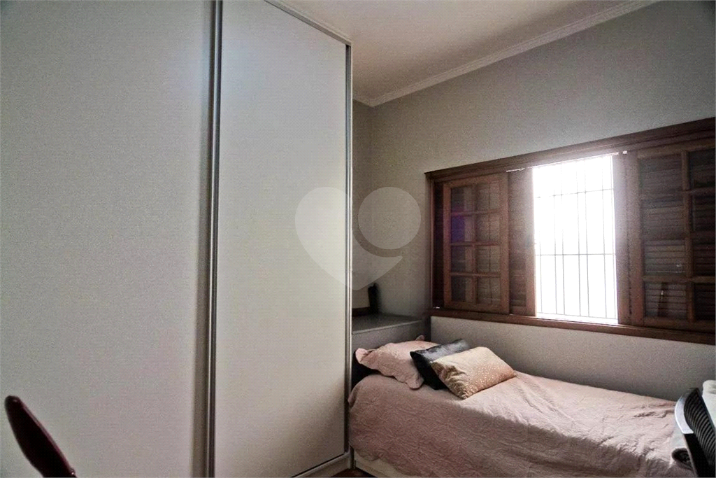 Linda casa terrea. Valor com mobília inclusa. Imóvel amplo à venda com 3 quartos, sendo 1 suíte