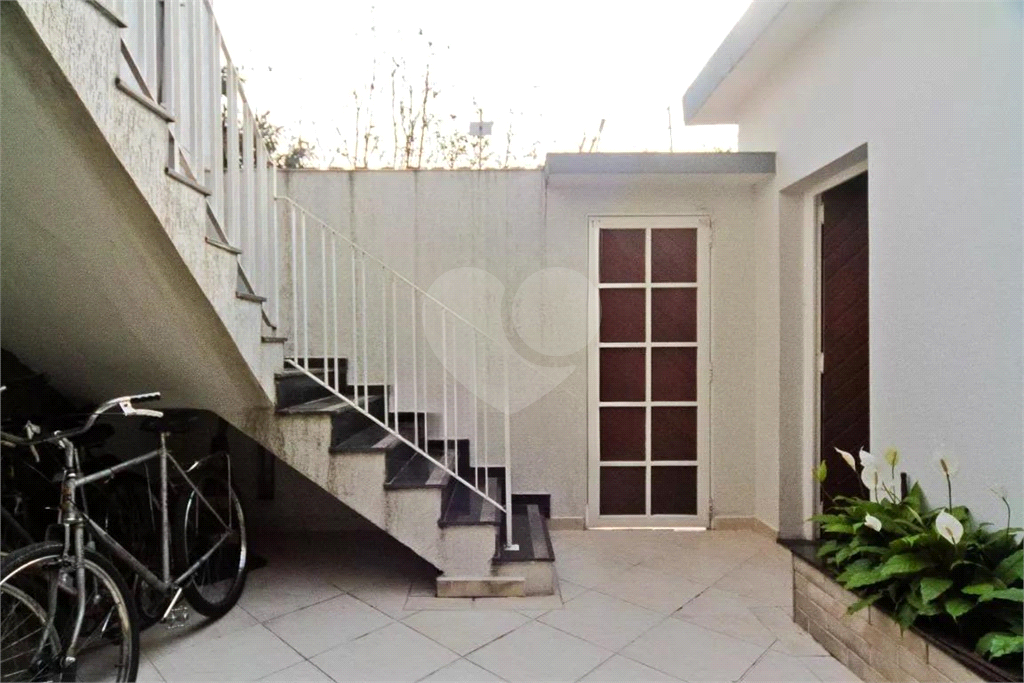 Linda casa terrea. Valor com mobília inclusa. Imóvel amplo à venda com 3 quartos, sendo 1 suíte