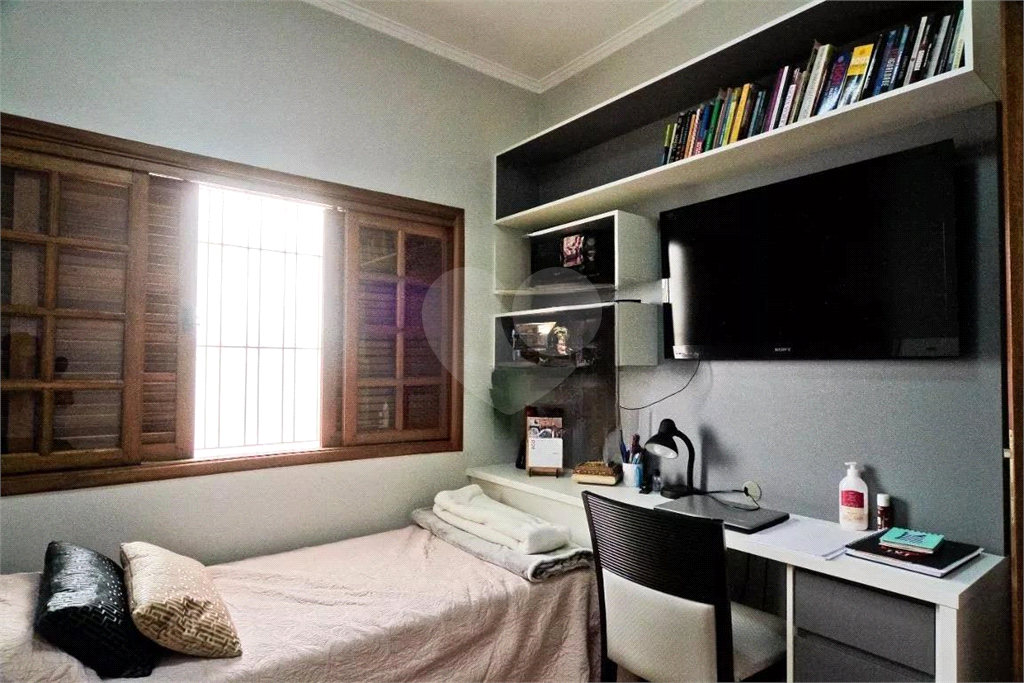 Linda casa terrea. Valor com mobília inclusa. Imóvel amplo à venda com 3 quartos, sendo 1 suíte