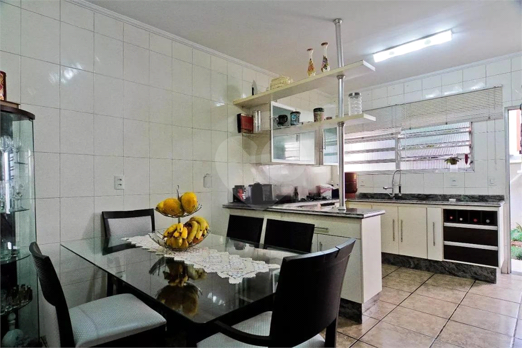 Linda casa terrea. Valor com mobília inclusa. Imóvel amplo à venda com 3 quartos, sendo 1 suíte