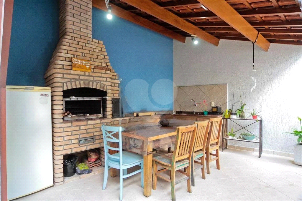 Linda casa terrea. Valor com mobília inclusa. Imóvel amplo à venda com 3 quartos, sendo 1 suíte