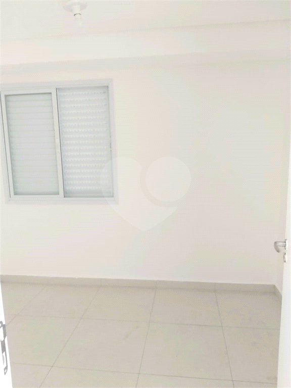 Apartamento em condominio fechado 02 dormitórios e sem vaga - Tucuruvi/SP
