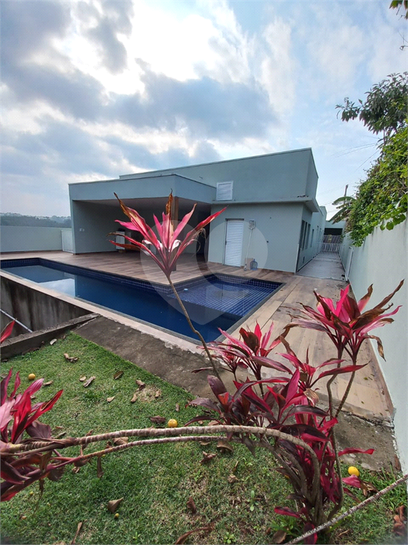 Casa de Condomínio à venda com 3 quartos, 256m² - Foto 3