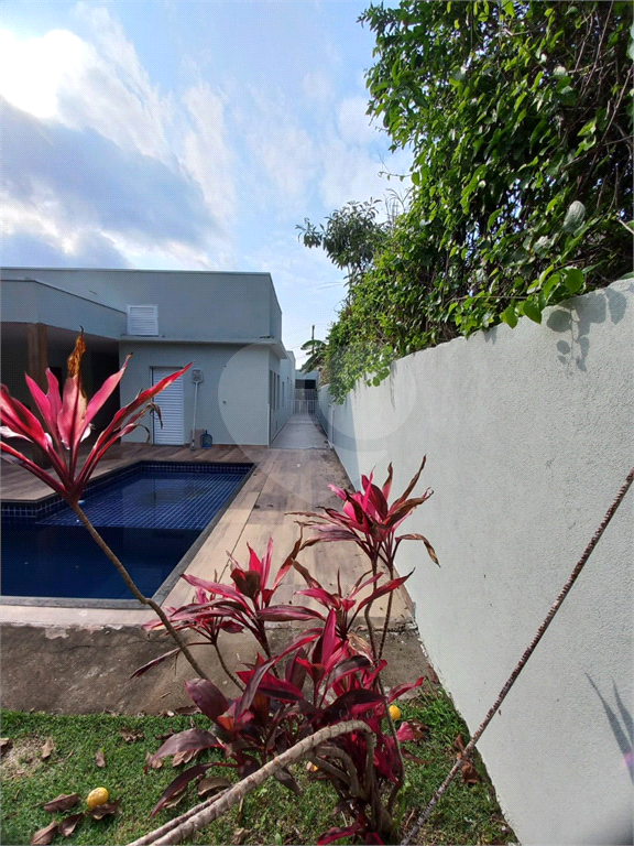 Casa de Condomínio à venda com 3 quartos, 256m² - Foto 4