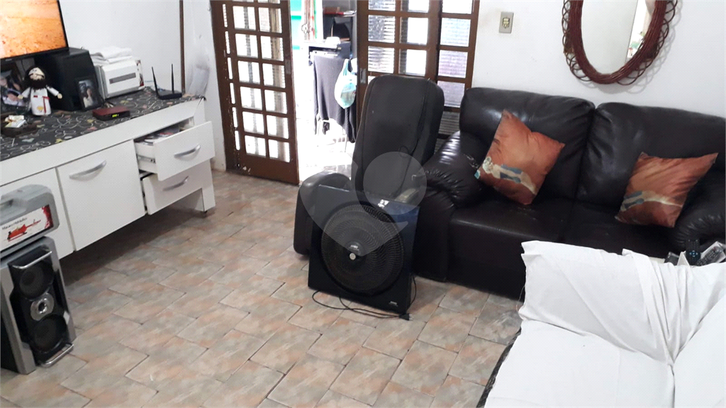 Casa à venda com 2 quartos, 125m² - Foto 16