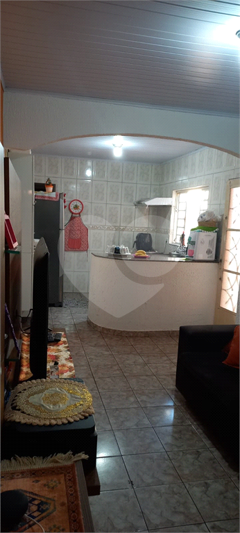 Sobrado à venda com 3 quartos, 160m² - Foto 2