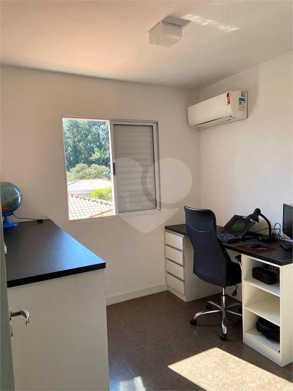 Excelente Casa - Ótimo Custo Benefício em Cotia.