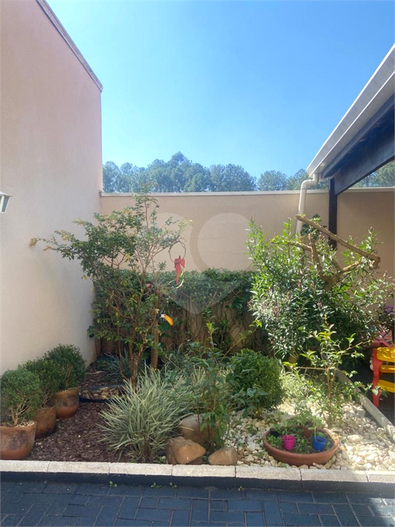 Excelente Casa - Ótimo Custo Benefício em Cotia.