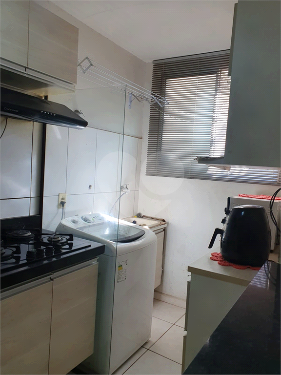 Apartamento à venda com 2 quartos, 47m² - Foto 11