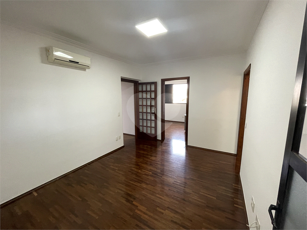 Apartamento à venda com 3 quartos, 165m² - Foto 22