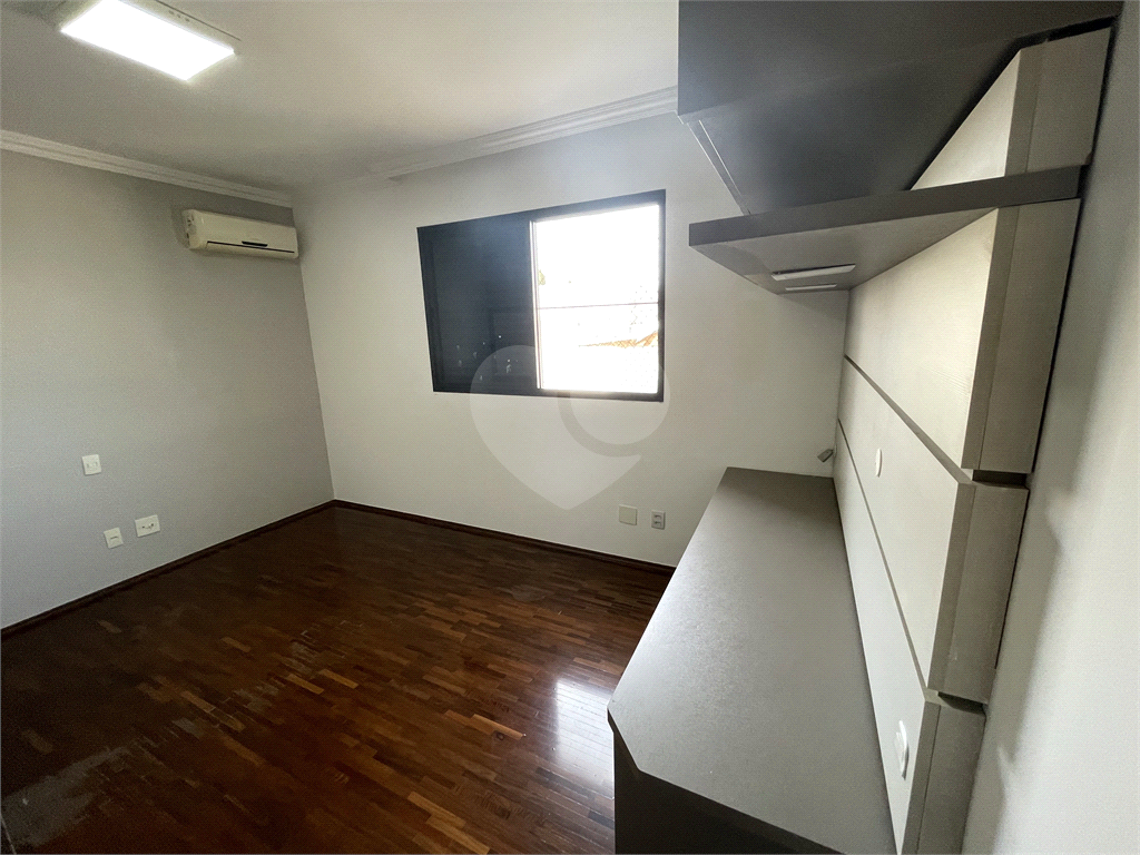 Apartamento à venda com 3 quartos, 165m² - Foto 25