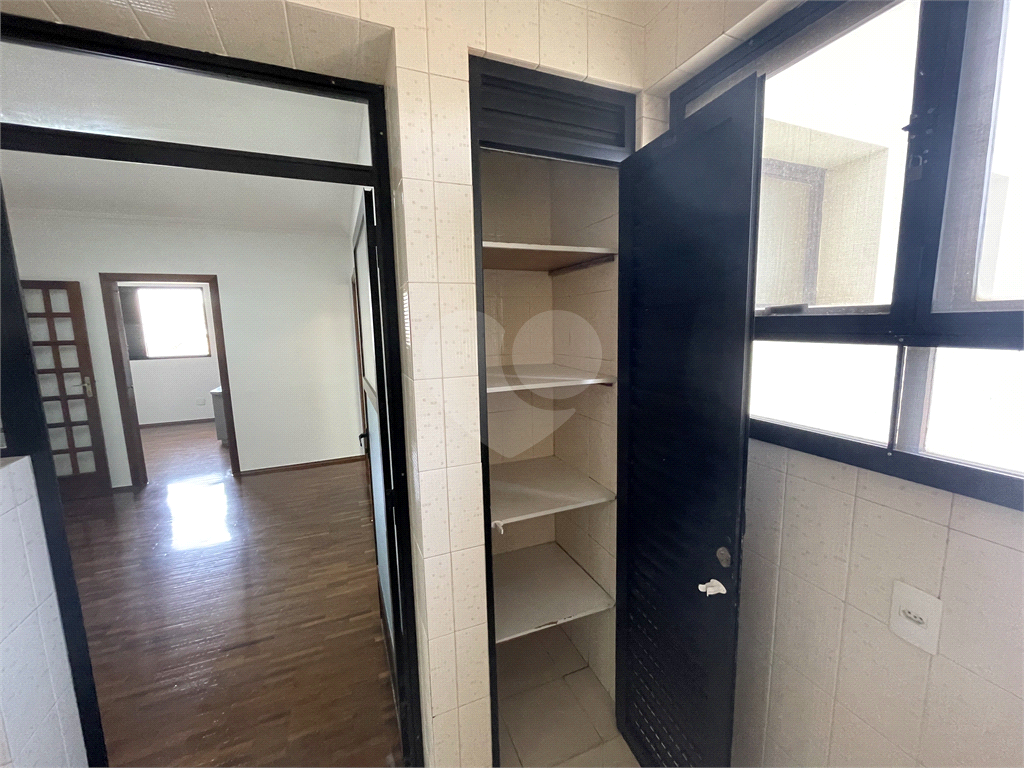 Apartamento à venda com 3 quartos, 165m² - Foto 21