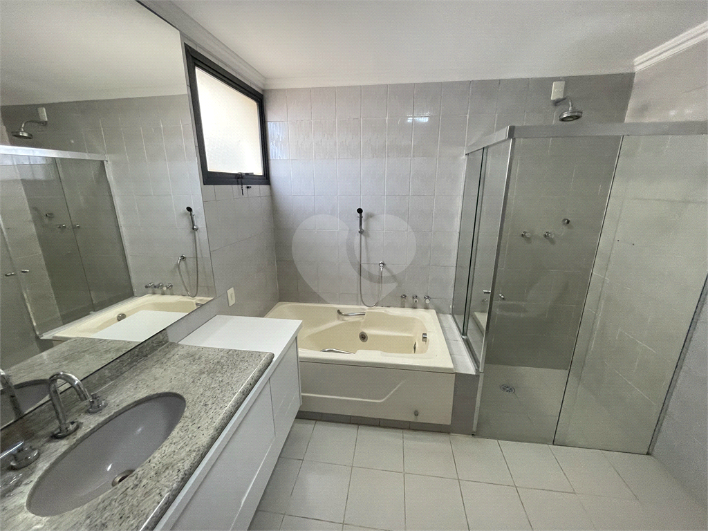 Apartamento à venda com 3 quartos, 165m² - Foto 44