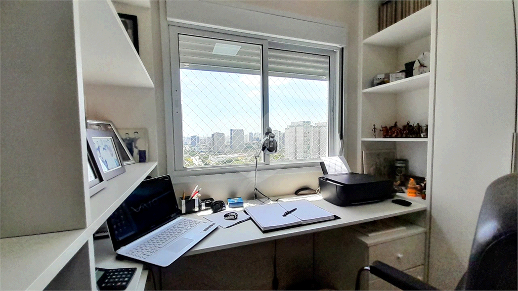 Apartamento novo  na região da Lapa/Água Branca. 103m², 3 quartos sendo uma suíte com closet.