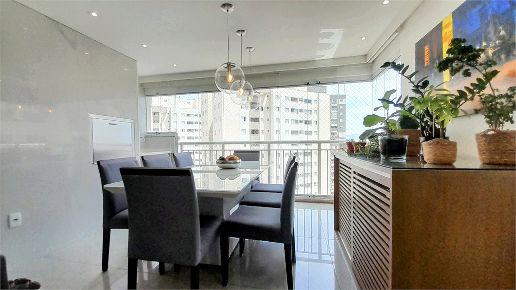 Apartamento novo  na região da Lapa/Água Branca. 103m², 3 quartos sendo uma suíte com closet.