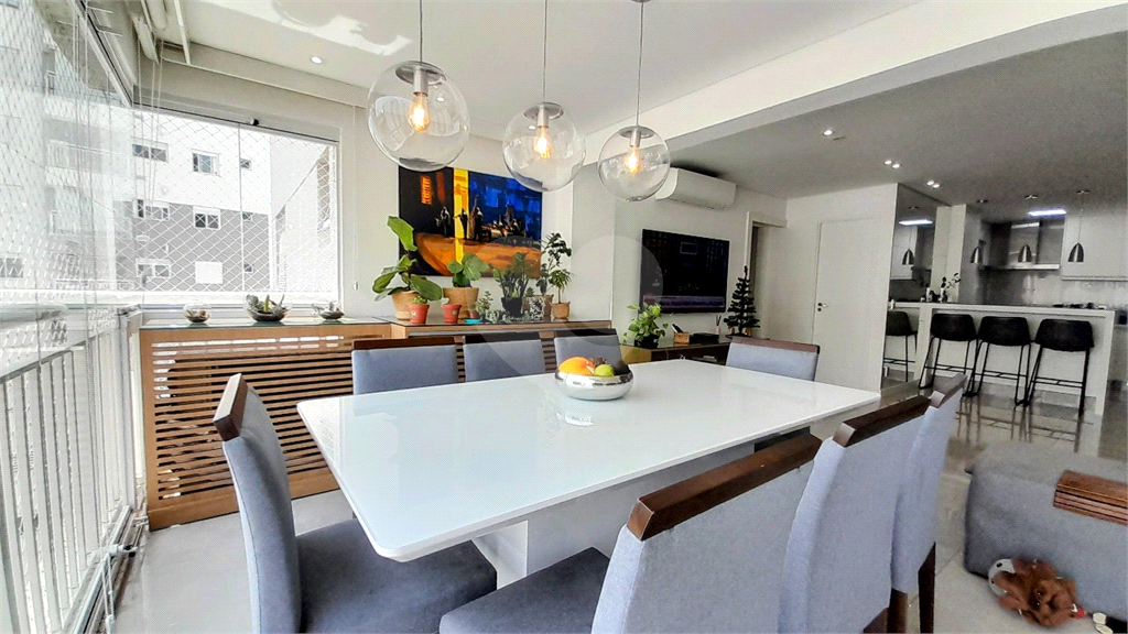 Apartamento novo  na região da Lapa/Água Branca. 103m², 3 quartos sendo uma suíte com closet.