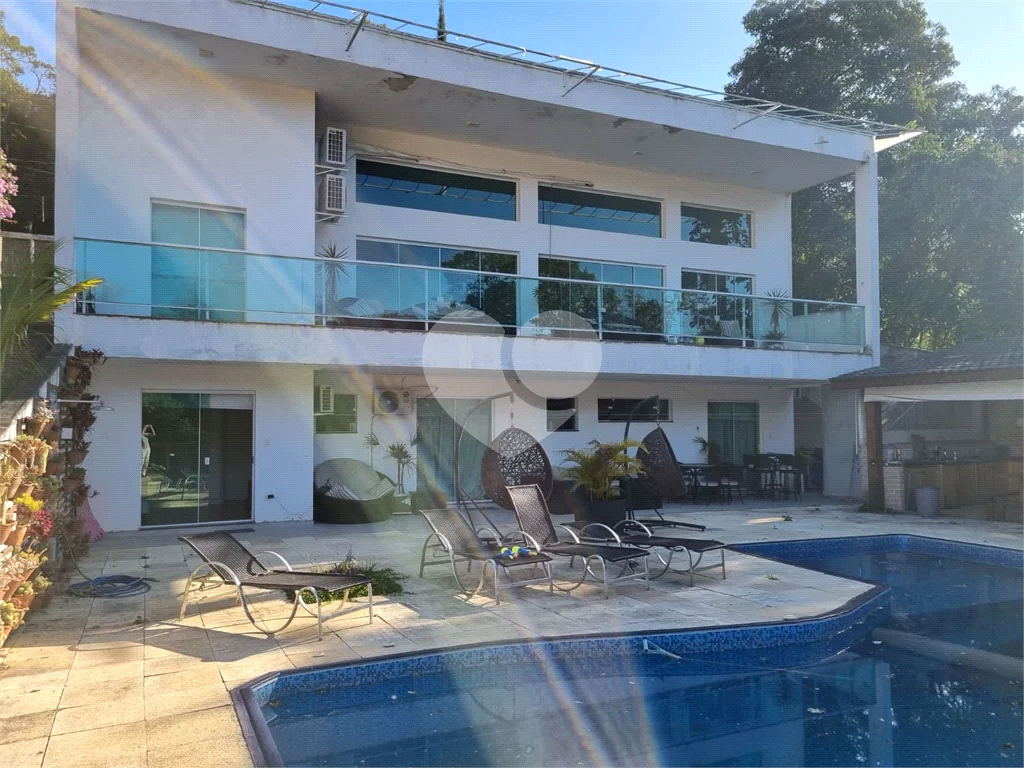 Casa de Condomínio à venda com 3 quartos, 346m² - Foto 1